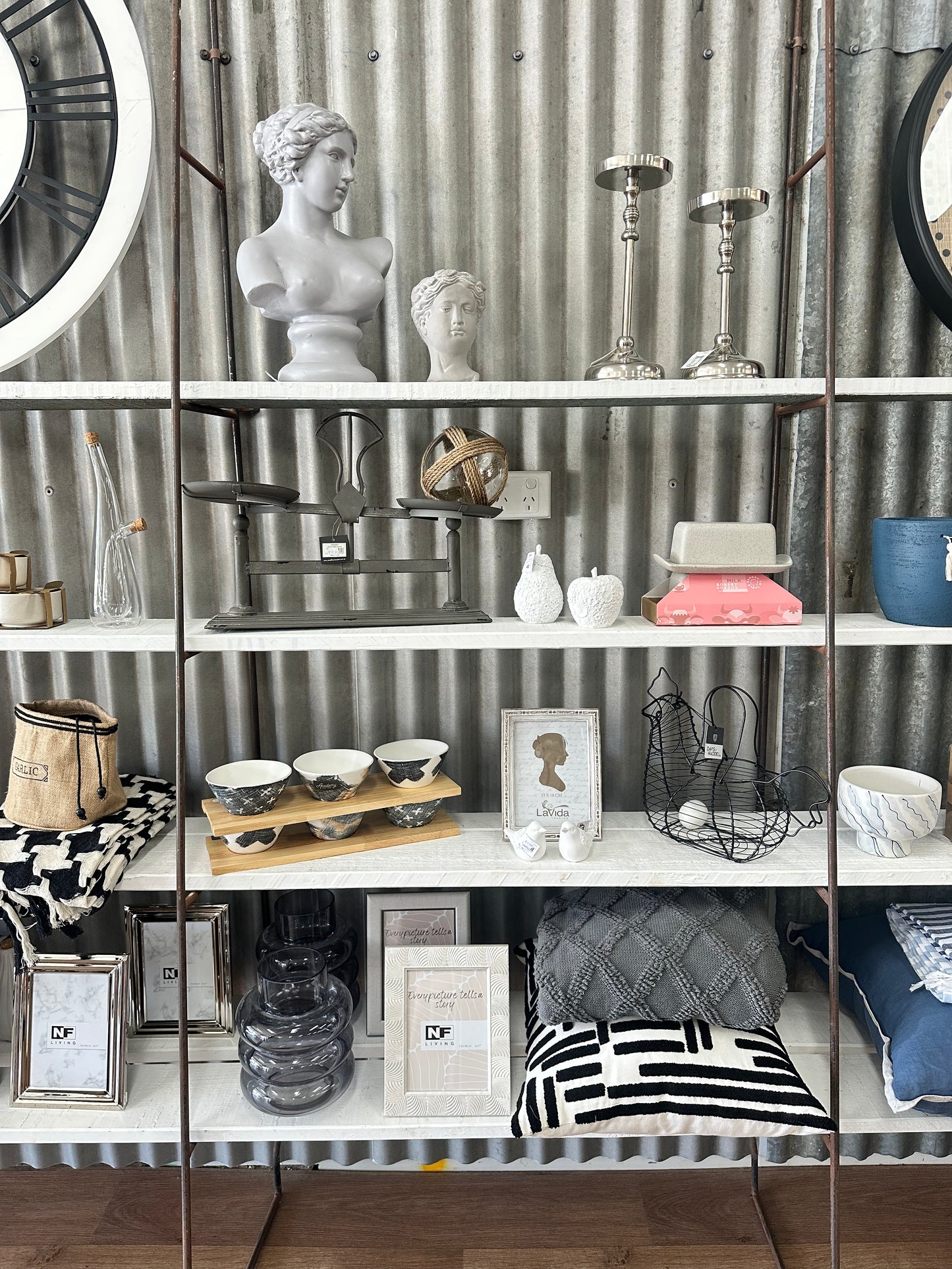 Tommy Ring Glass Vase