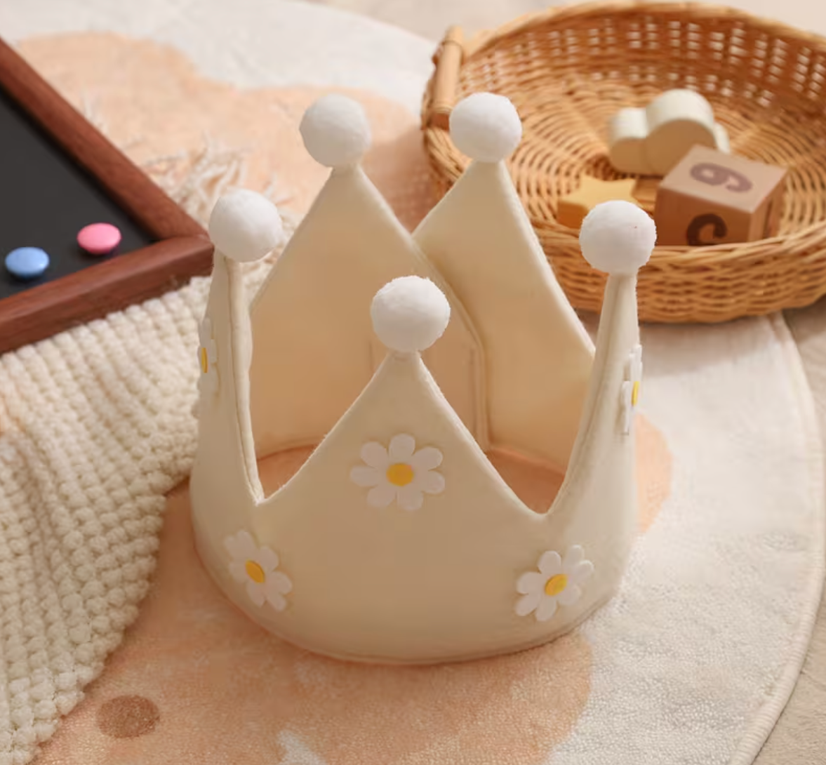 Daisy Birthday Crown